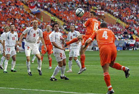 震撼战役：2004年欧洲杯小组赛，捷克以3:2逆转荷兰