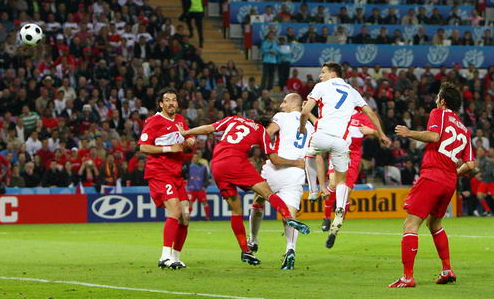 2008年欧洲杯：土耳其惊天逆转捷克，缔造经典之战
